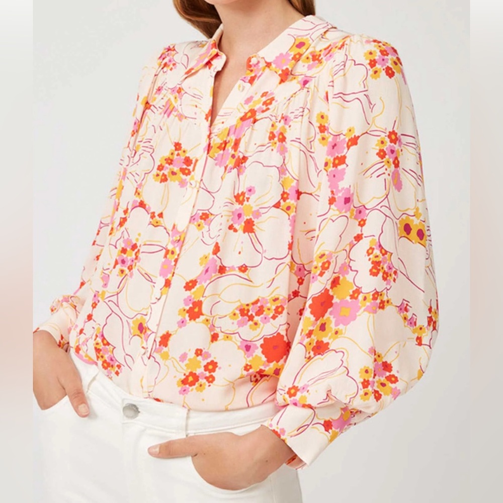 Lisette Blouse
BY SUNCOO